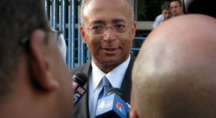 Representantes comunidad dominicana apoyan demócrata Bill Thompson para alcaldía NY   