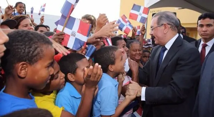 5 nuevas escuelas inaugurada por el presidente Medina 