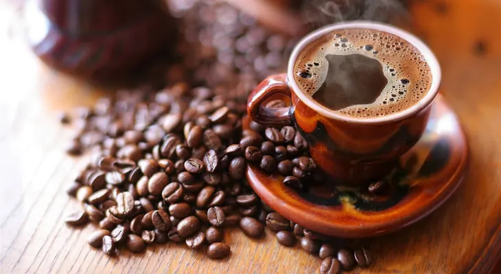 Tomar dos o tres cafés al día es bueno para la vista, determinan cientificos