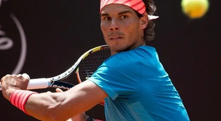 Djokovic y Nadal avanzan en Italia