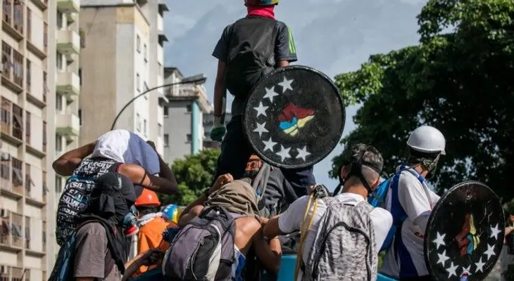 Contabilizan 15,000 heridos en 63 días de protestas en Venezuela