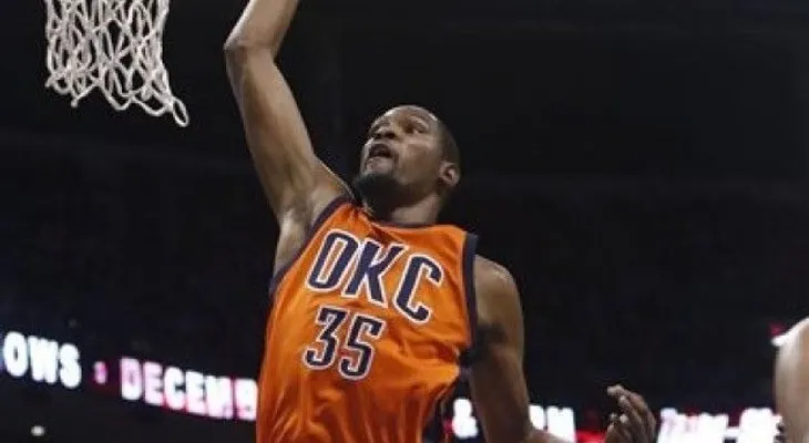 Durant, del Thunder, se perderá al menos 1 semana por lesión