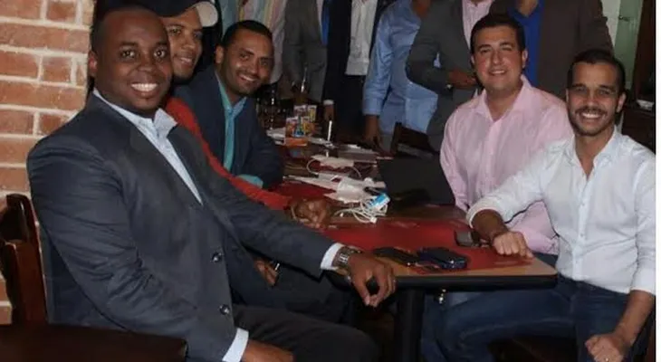Jóvenes dirigentes del PLD confiados en sus líderes