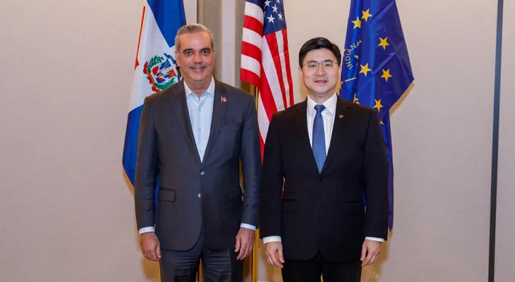 Purdue y RD inician colaboración estratégica con visita de Abinader