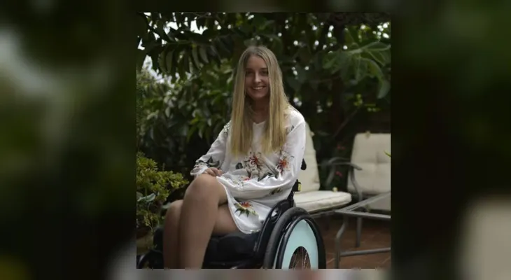 Esta chilena en silla de ruedas quiere ganar un concurso de belleza y tú la puedes ayudar