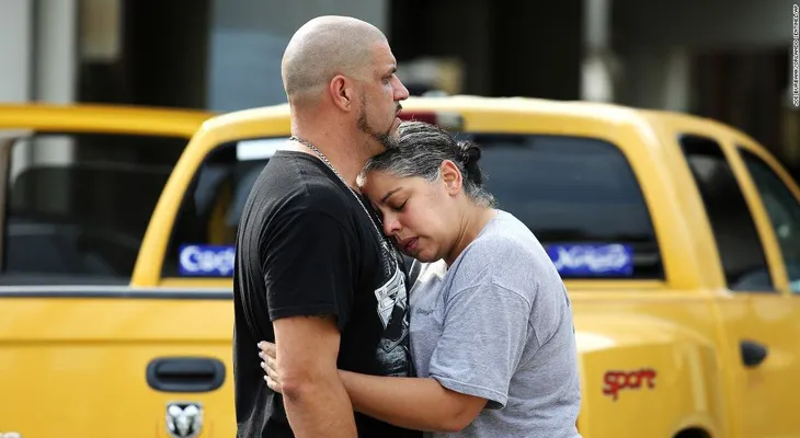 Políticos de Estados Unidos reaccionan a la matanza en el club gay de Orlando