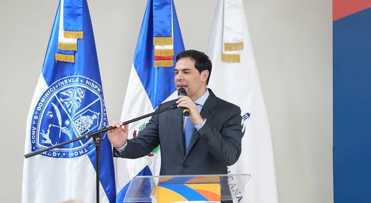 Roberto Ángel Salcedo anuncia el festival Cultura en el Sur