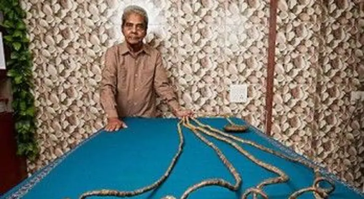 Donará a un museo uñas más largas del mundo 