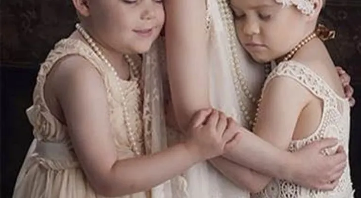 Esta foto de niñas con cáncer se hizo viral en la red. ¡Y aquí están ellas 2 años después!