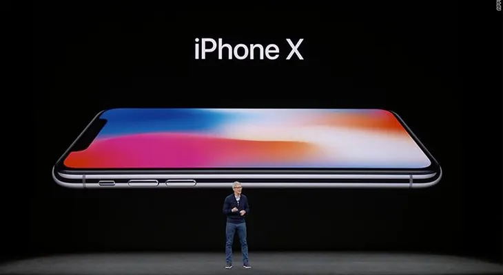 ¿Cuántas horas necesitas trabajar para comprarte el último iPhone si estás en América Latina?