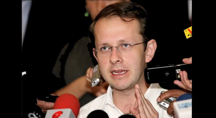 Justicia de EE.UU. concede libertad bajo fianza al exministro Arias
