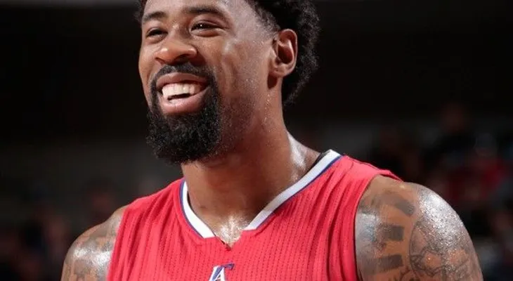 Clippers abren guerra contra Mavs por Jordan