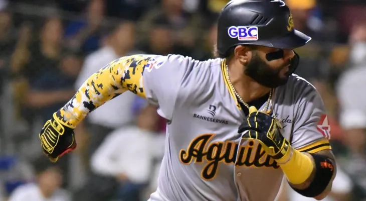 Las Águilas y su "agua bendita", derrotan 3-1 al Licey
