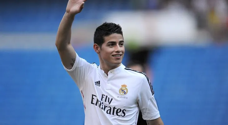 El desplante de James Rodríguez a dos hinchas