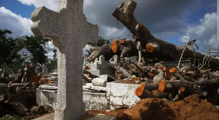 Puerto Rico busca retrasar la publicación de registros públicos de muertes relacionadas con el huracán María que solicitó CNN