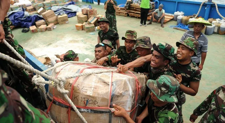 Casi 2.000 muertos y 5.000 desaparecidos por el seísmo y tsunami en Célebes