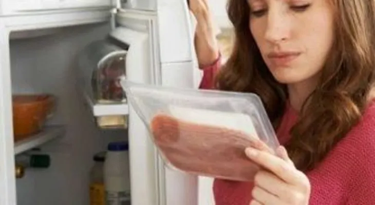 Crean en Japón un "material inteligente" que detecta alimentos en mal estado 