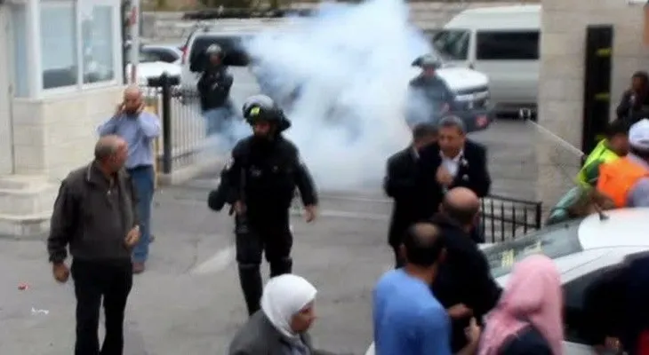 La Policía israelí asalta 3 veces un hospital en Jerusalén buscando a un sospechoso palestino (VIDEO)