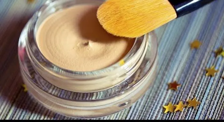 Crea tu propia base de maquillaje¡ Nunca había pensado que fuera tan fácil!