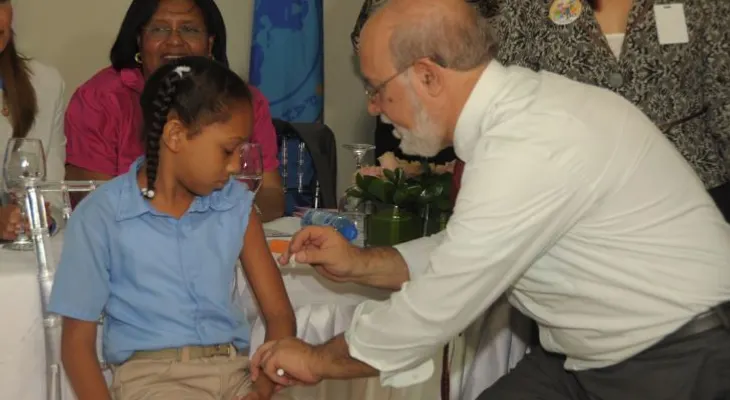 Vacunan a más de 95.000 niñas dominicanas contra el virus del papiloma humano