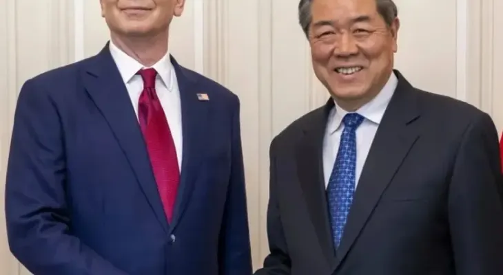 Bessent y He Lifeng se reúnen en Nueva York antes de la cumbre Trump-Xi