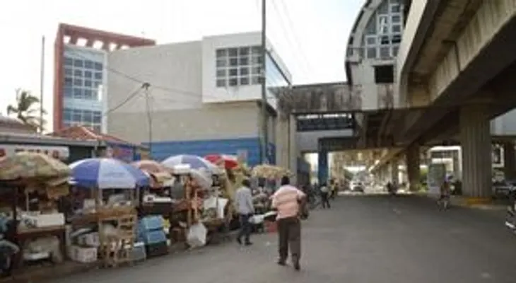 Alcaldía SDN da plazo hasta el martes a buhoneros para retirarse
