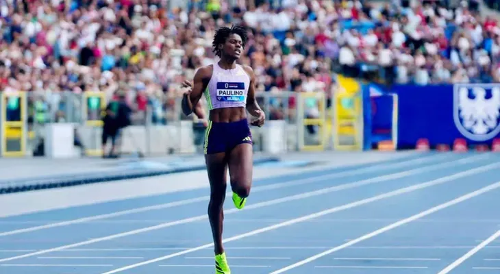 Marileidy Paulino cierra una temporada 2026 perfecta con victoria en los 400 metros del Athlos de Londres
