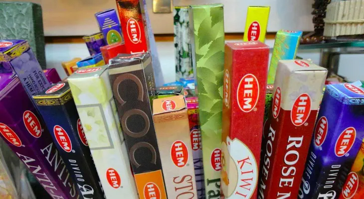 El humo del incienso es más tóxico que el de los cigarrillos