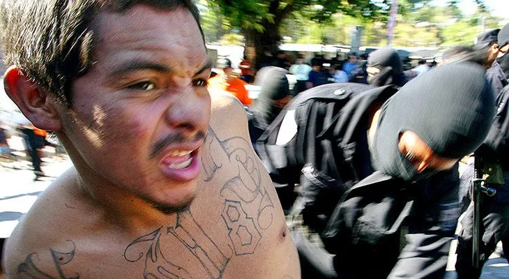 Violencia total: El Salvador vive su día más sangriento del siglo