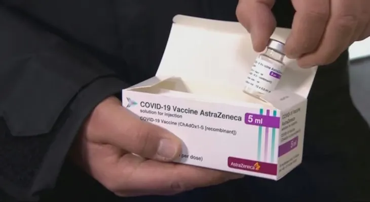 Responsable de EMA ve vínculo claro entre vacuna de AstraZeneca y los trombos