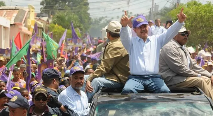 La salida del "León" ¿en apoyo a Danilo o en campaña para el 20?