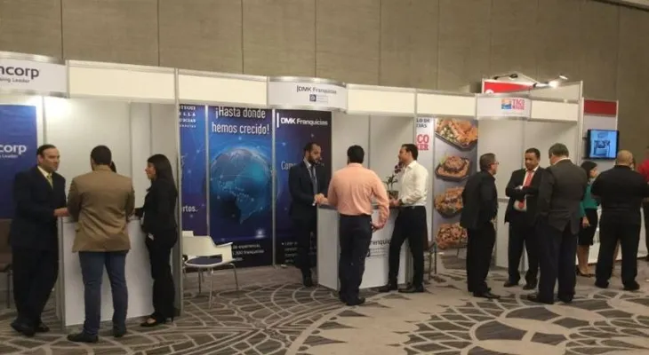 Cámara Americana de Comercio de RD realiza foro de franquicias