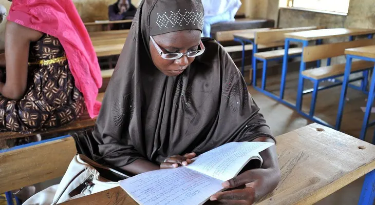 Programa de becas para vírgenes causa polémica en Sudáfrica