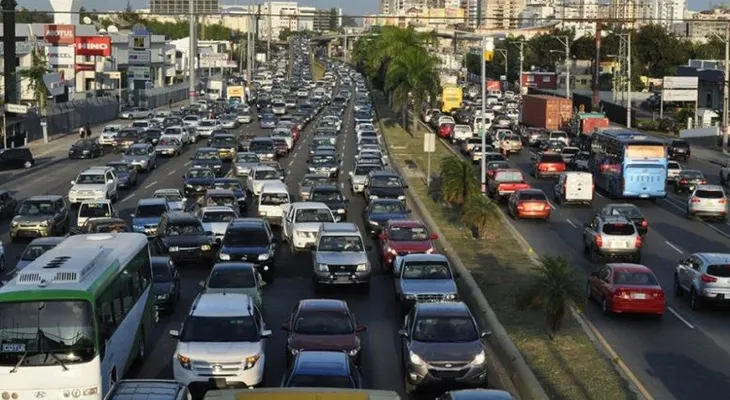 Piden a Danilo Medina observar nueva Ley de Transporte alegando que contiene vicios constitucionales