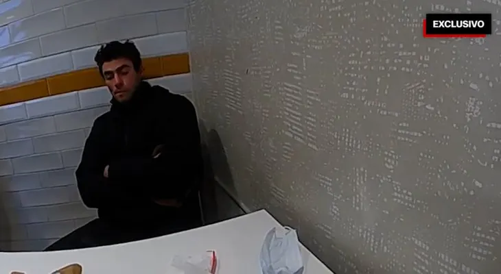 CNN difunde imágenes inéditas de la detención de Luigi Mangione en Altoona