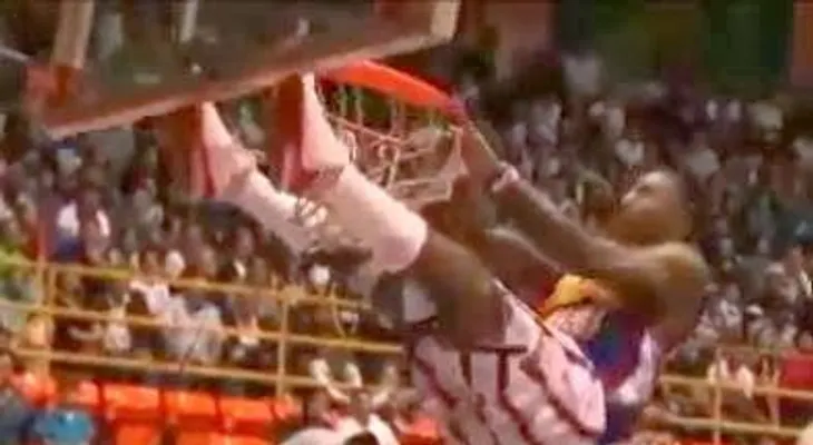 Video: los donqueos más impresionantes de la NBA en el 2013