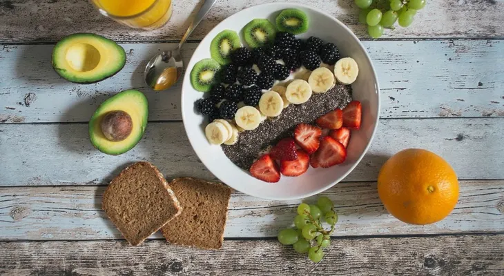 Doctora crea una dieta para obtener un abdomen plano, ayuda a perder hasta 7 kg en poco tiempo