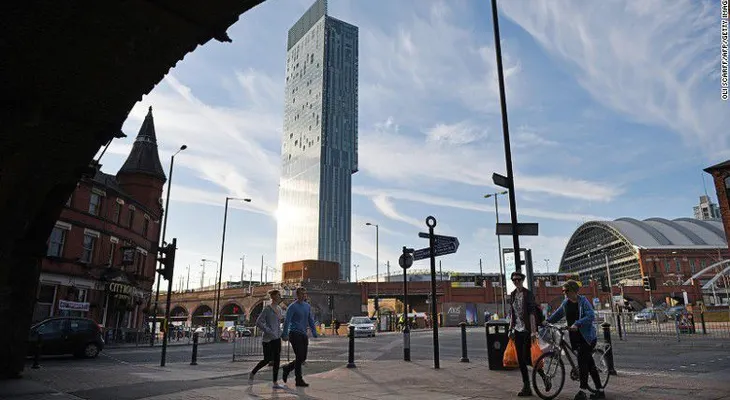 El curioso caso del sonámbulo que caminó desnudo por las calles de Manchester
