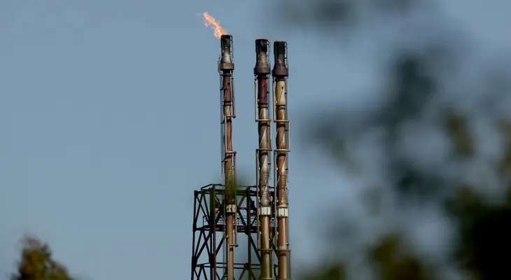 Petróleo cae por sexta sesión consecutiva ante posible diálogo entre EE.UU. e Irán