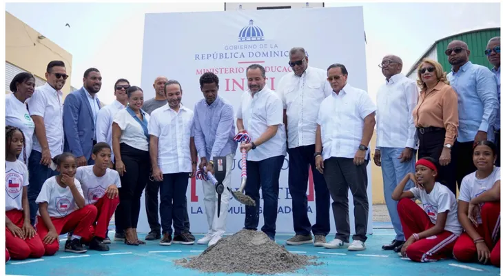 INEFI inicia construcción de techado en Escuela República de Chile