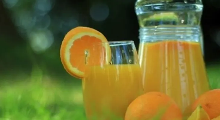 Jugo de naranja más beneficioso de lo que se pensaba