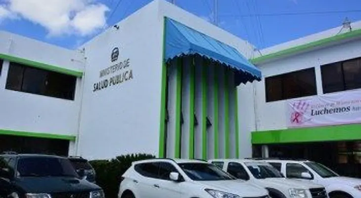 Ministerio de Salud y Procuraduría allanan farmacias y decomisan medicinas
