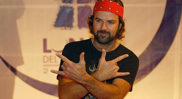 Vocalista de Jarabedepalo confiesa tiene cáncer de colon