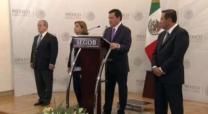 Cancelan tres funcionarios por fuga del Chapo
