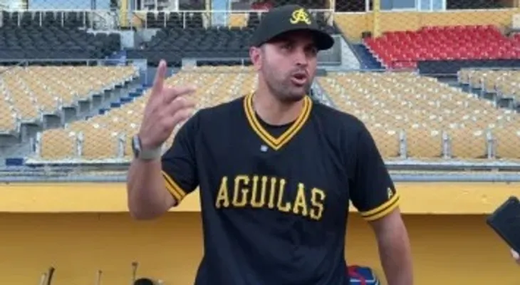 Pipe Urueta admite que la ofensiva de las Águilas aún no despierta tras caer 6-2 ante el Licey