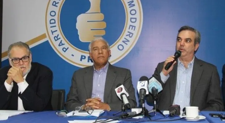 Abinader dice que Danilo se burla del país, al decir que ha reducido la pobreza 