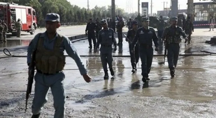 Suicida mata a al menos 14 en Kabul, dice funcionario afgano