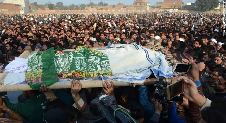 Violación y asesinato de un niña de 7 años genera ira en Pakistán: "·Esto tiene que detenerse"