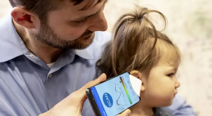 Una app en el móvil detecta las infecciones de oídos en los niños