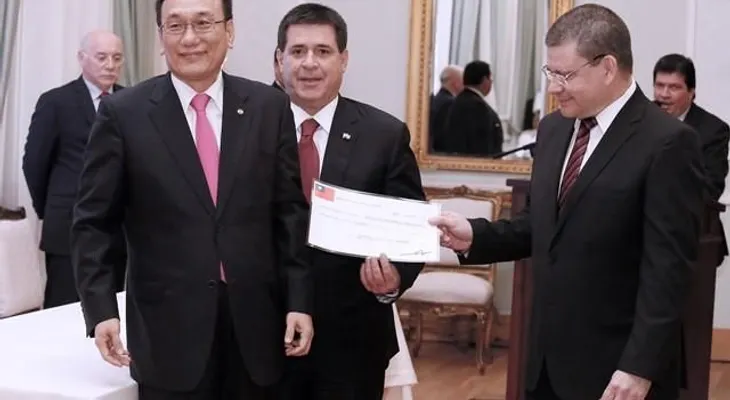 Senador Carlos Castillo valora donación Embajada de Taiwán